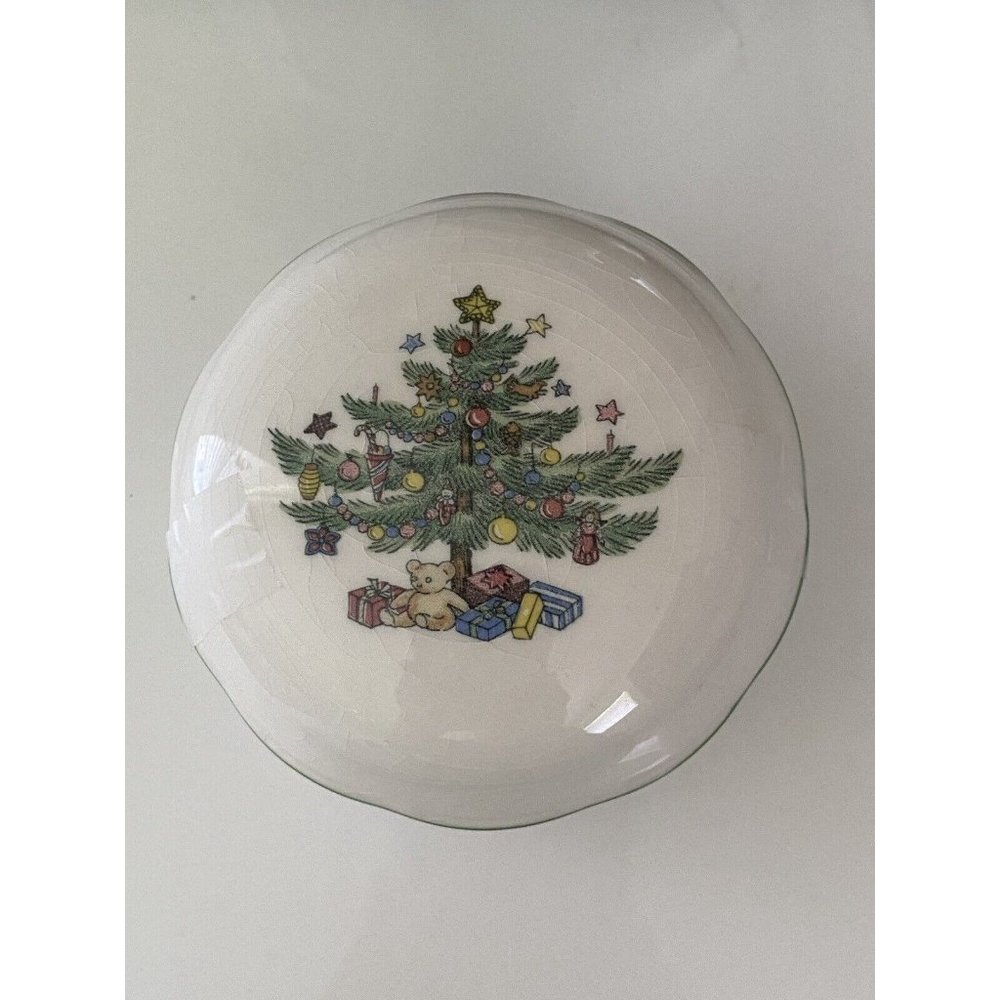 Nikko Christmastime Candy Dish Lid Porcelain Christmas Tree Trinket‎ Box Vintage